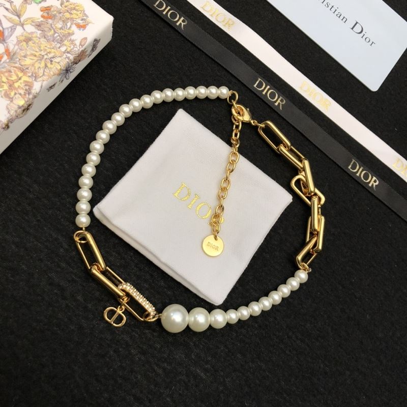 chr1st1an D10r necklaces